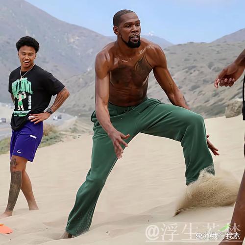 阿门谈杜兰特职业精神，赞其训练刻苦高效充满动力